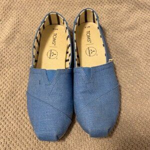 TOMS Medium Blue Classic Slip-Ons